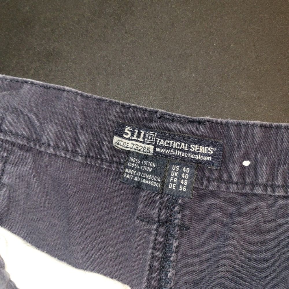 5.11 Tactical Gear Black Cargo Shorts 40 - Picture 3 of 8
